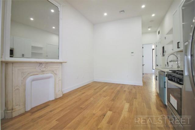 Building Photo - 3 bedroom in BROOKLYN NY 11206