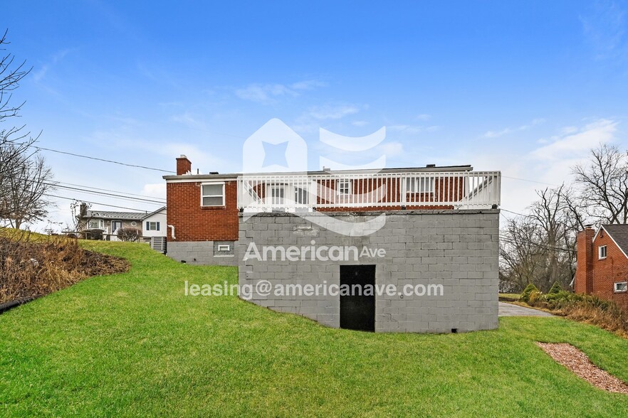 Building Photo - 125 Scott Rd