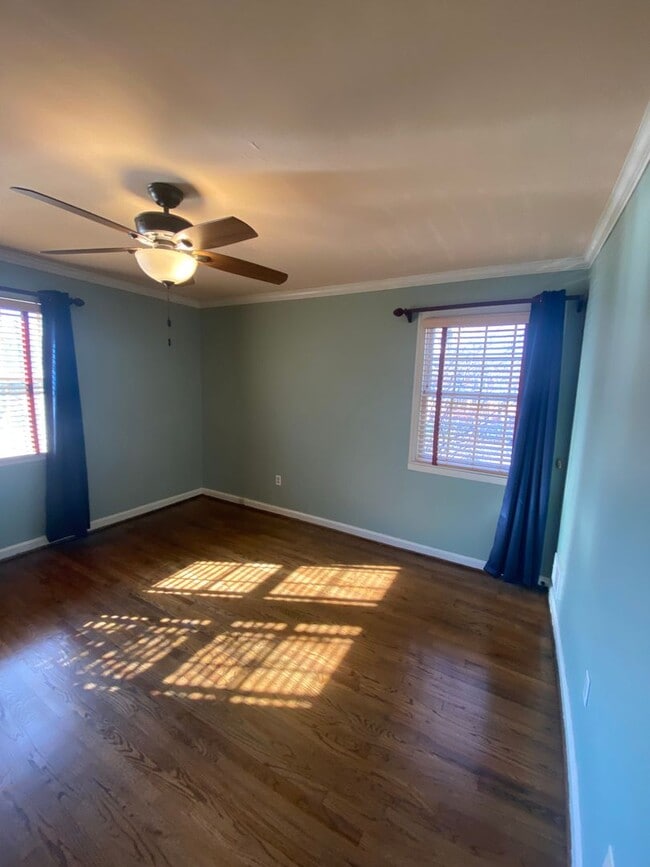 Building Photo - 22 Mt Vernon Ave