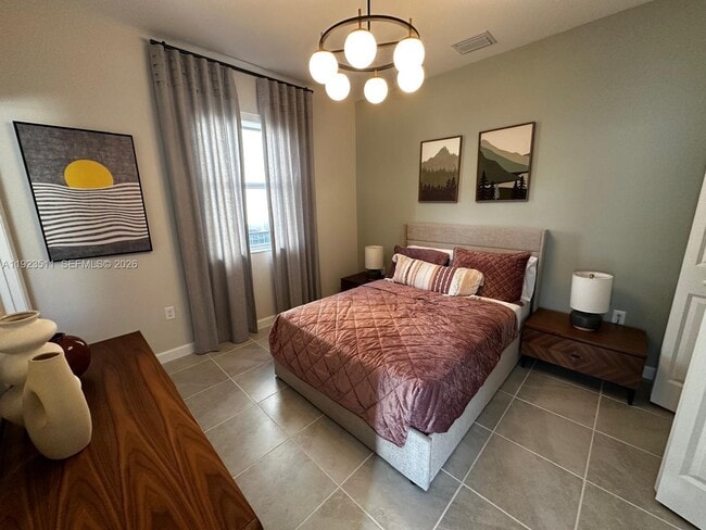 Building Photo - 2288 SE 30th St