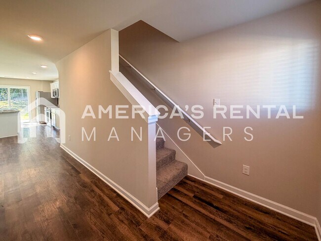Building Photo - New Construction Townhouse Available for R...