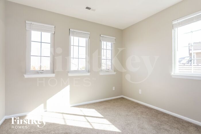 Building Photo - 7498 S Norfolk Way