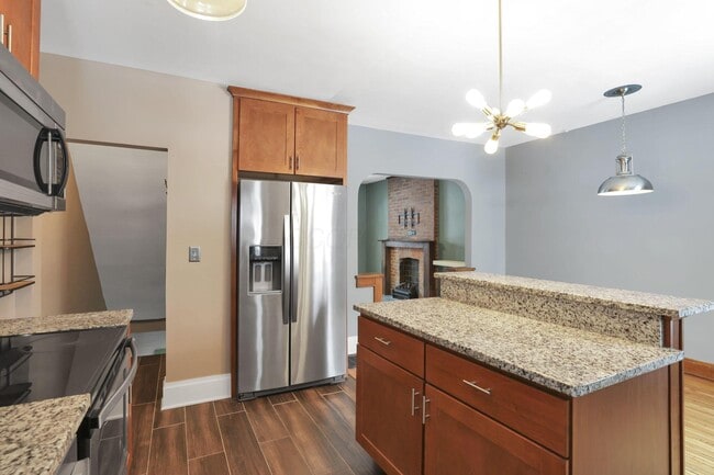 Building Photo - 47 W Weber Rd