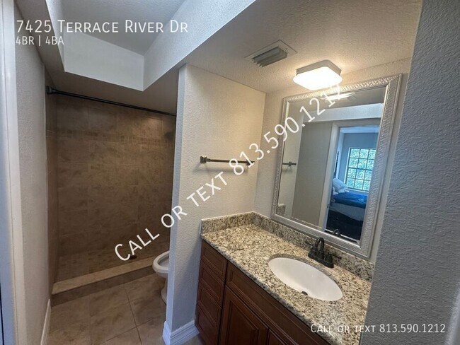 Building Photo - 7425 Terrace River Dr