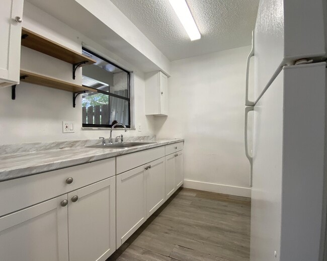 Building Photo - 4104 Inlet Cir