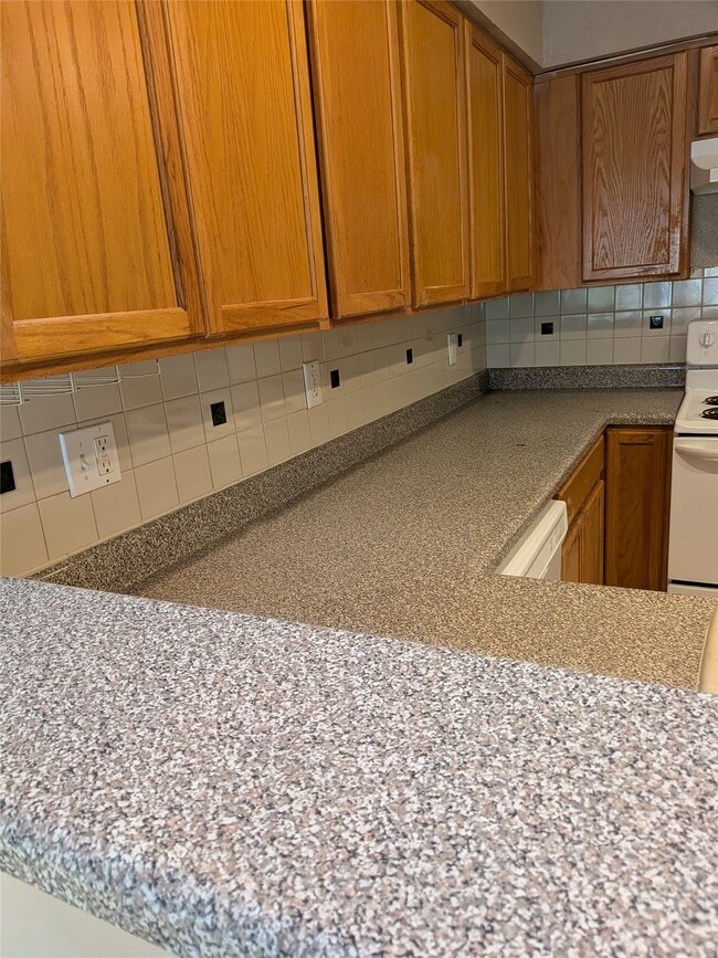 Building Photo - 12214 Bob White Dr