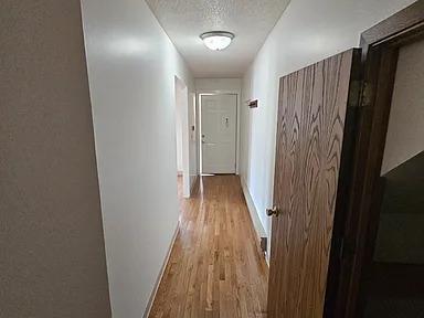 Building Photo - 608 King St