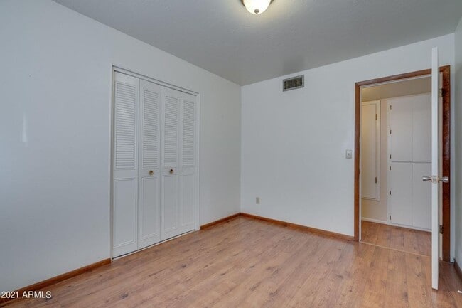 Building Photo - 6-Bedroom Tempe Home with Private Pool, Garage & Prime ASU Location