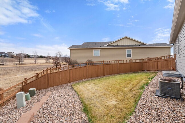 Building Photo - 8344 Coopers Hawk Way