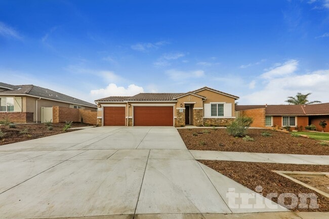 Building Photo - 1704 Lorraine Dr