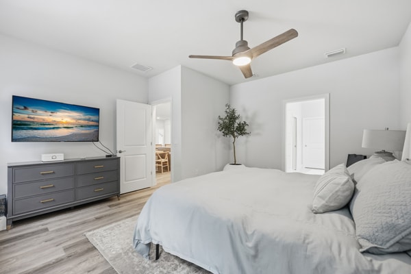 Building Photo - 534 SW 145th Dr