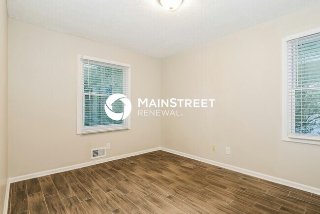 Building Photo - 3 Bedroom Pet-Friendly Home in COLLEGE PAR...