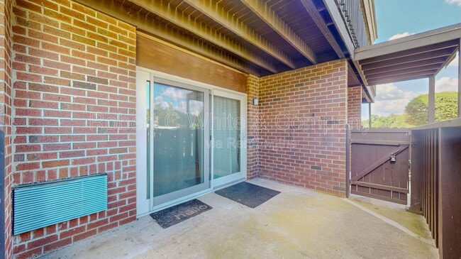 Building Photo - 106 Balance Rock Rd