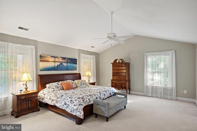 Building Photo - 3689 N Carolina Ave