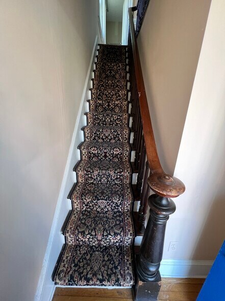 Building Photo - 125 W High St