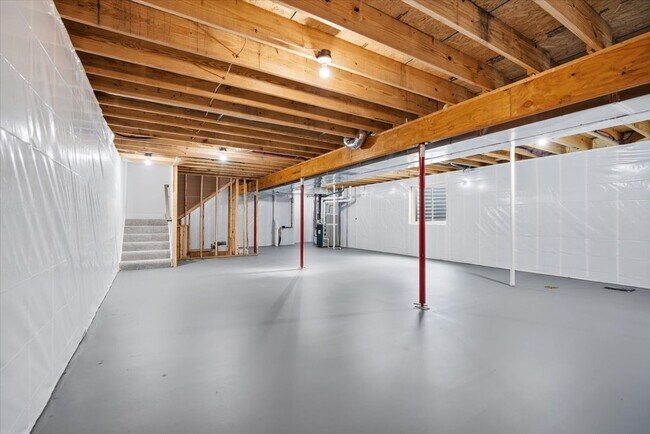 Building Photo - 13 Stone Ml Ct