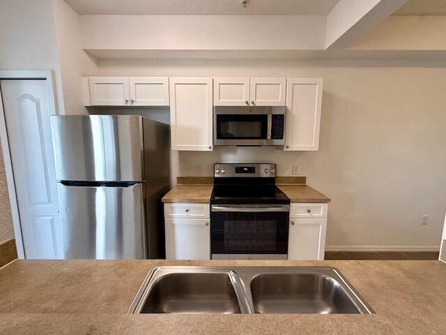 Building Photo - 11032 Legacy Dr