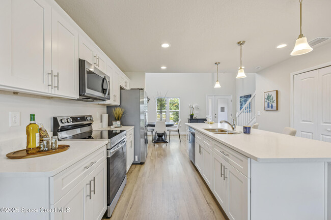 Building Photo - 167 Autumn Woods Dr