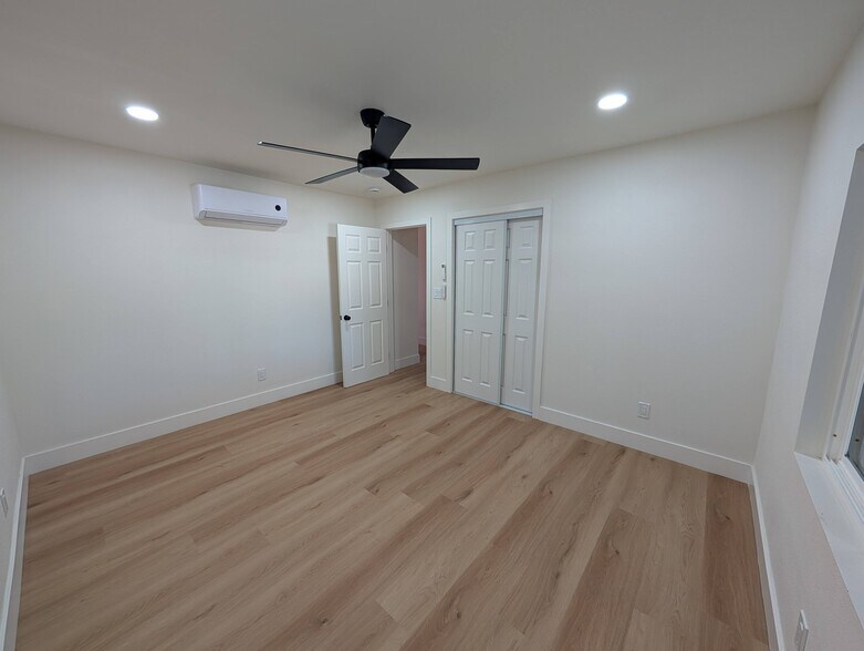 Room 2 - 1050 La Mirada St