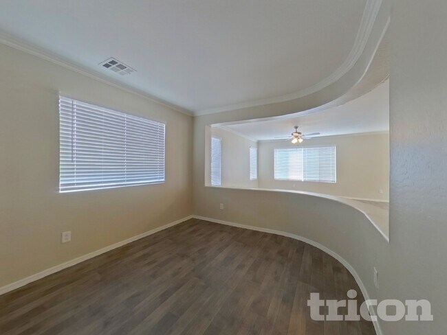 Building Photo - 35002 N Bandolier Dr