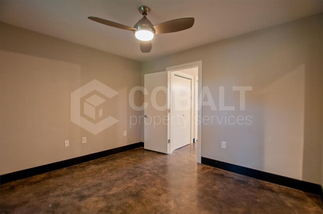 Building Photo - 1660 DeKalb Ave NE