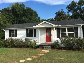 Building Photo - 114 Morrison St