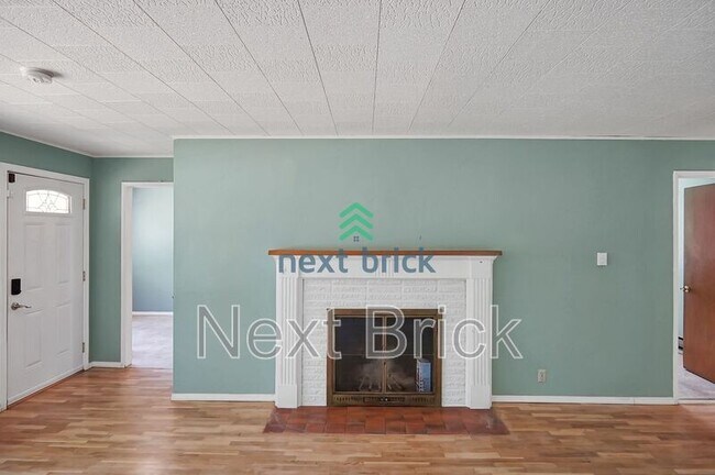 Building Photo - 11545 26th Ave NE