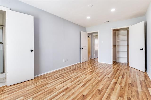 Building Photo - 505 Storrs St