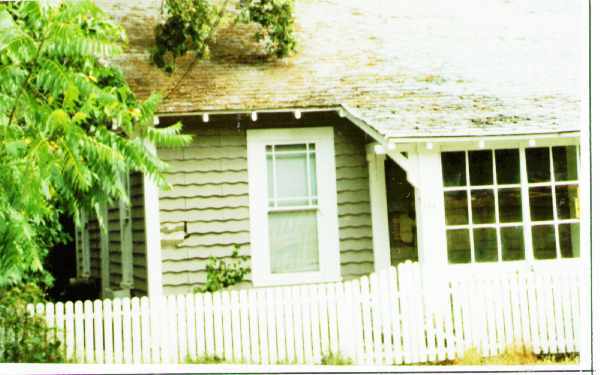 Primary Photo - 244 Evergreen Ave
