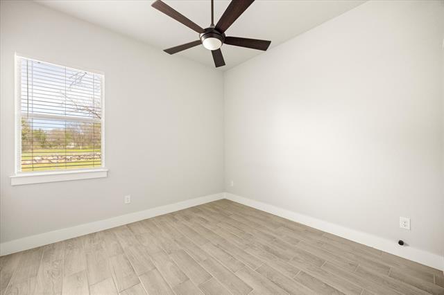 Building Photo - 409 Cleveland Rd