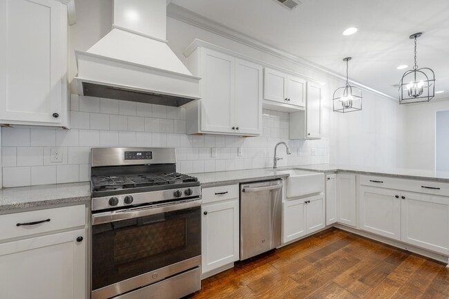 Building Photo - 3306 Stonecreek Dr