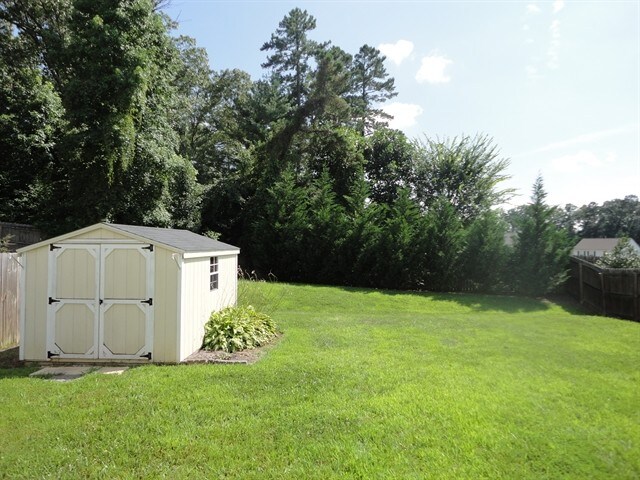 Building Photo - 3626 Sunset Hollow Dr