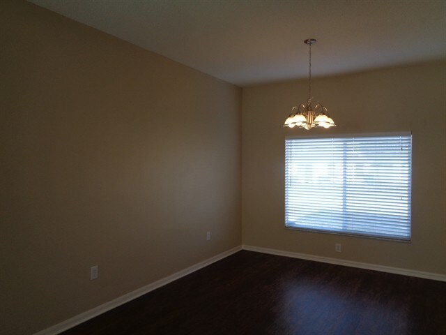 Building Photo - 12613 Longcrest Dr