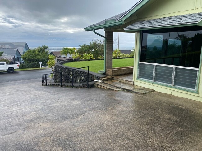 Building Photo - PET FRIENDLY PEARL RIDGE ESTATES Single Family Home!