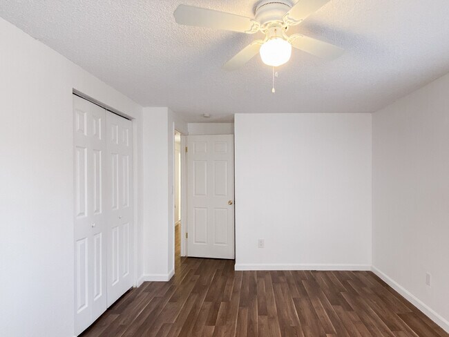 Building Photo - 8367 S Reed St