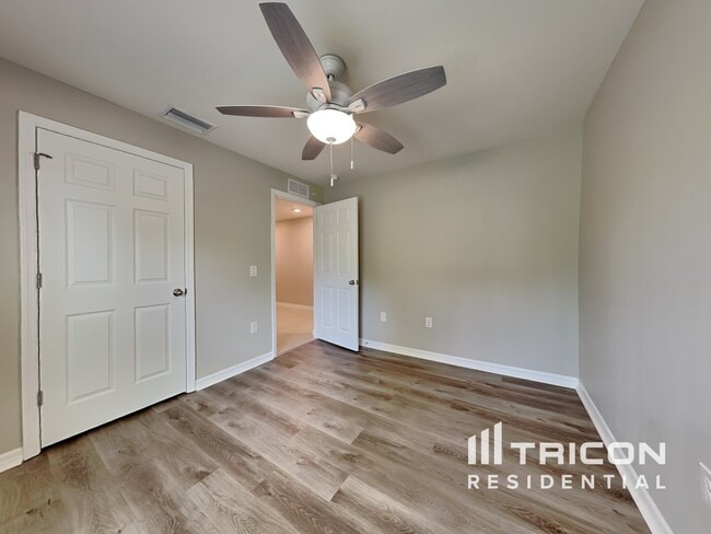 Building Photo - 1509 Orlando Blvd