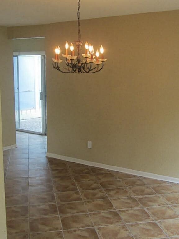 Building Photo - 1007 Apache Falls Dr