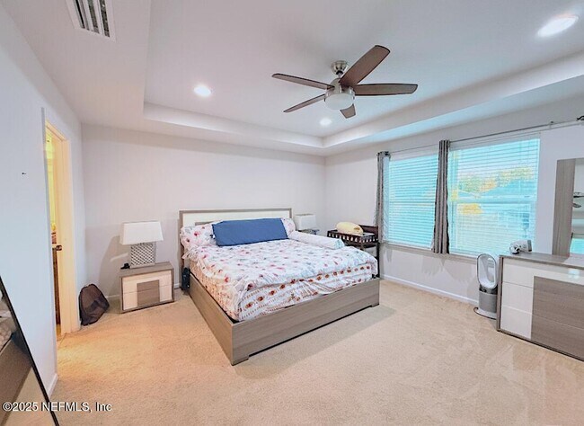 Building Photo - 102 Ann Scott Dr