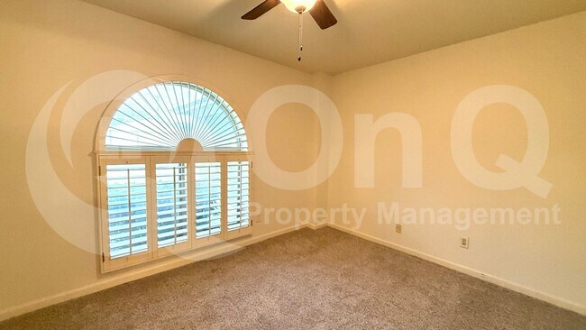Building Photo - 3413 W Kristal Way