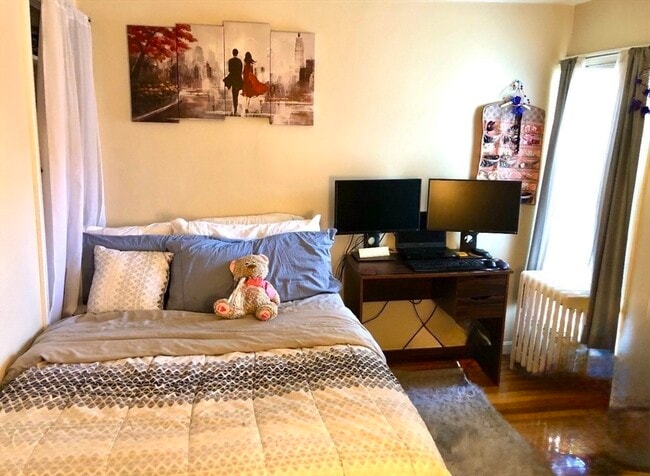 Building Photo - 48 Warren Ave