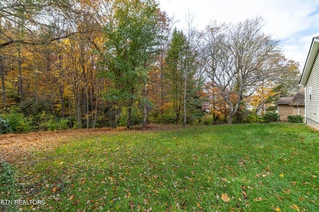 Building Photo - 112 Bennett Ln