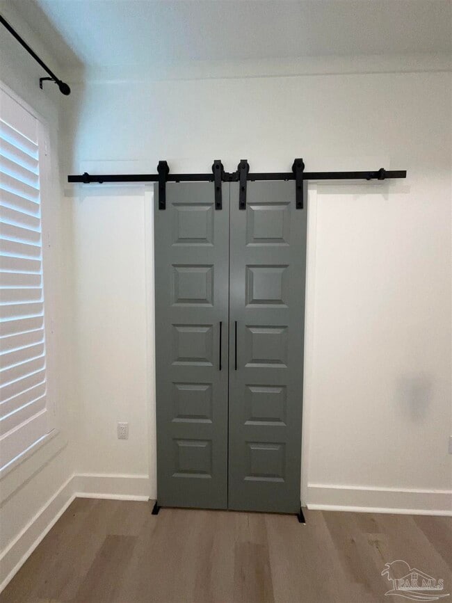 Building Photo - 1322 N 7th Ave