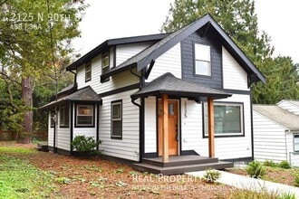 Building Photo - 2125 N 90th St