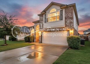 Building Photo - AVAILABLE NOW