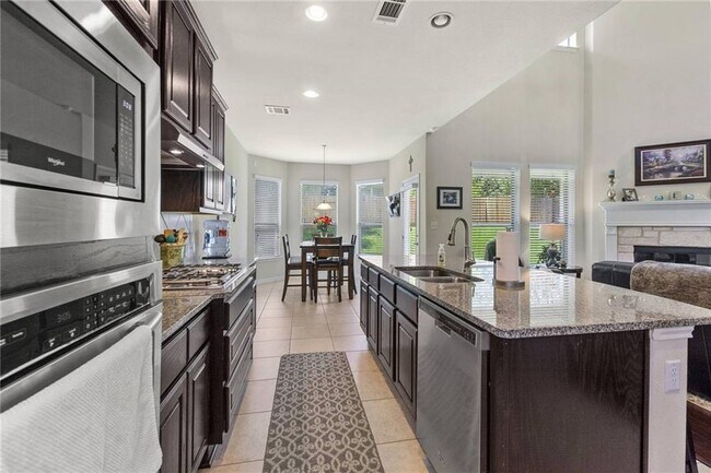 Building Photo - 120 Seminole Canyon Dr