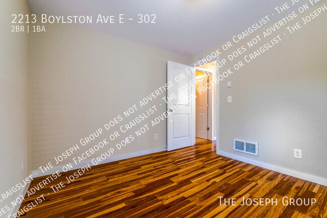 Building Photo - 2213 Boylston Ave E