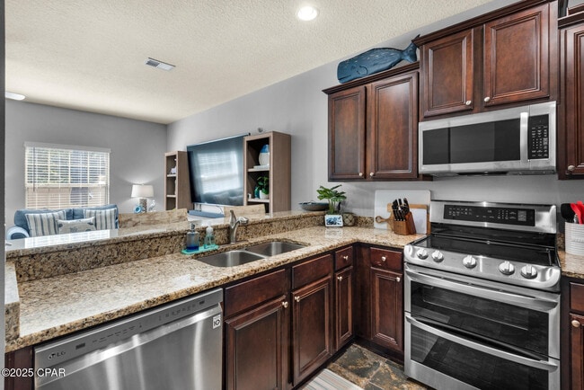 Building Photo - 8853 Brown Pelican Cir