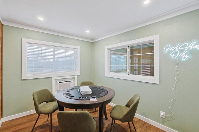 Building Photo - 2368 County Road 852-SI ID1055509P