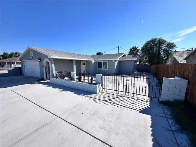Building Photo - 2020 Whitewater Dr