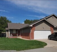 Building Photo - 221 S Maize Rd